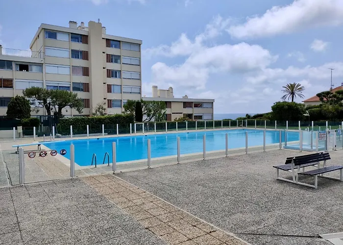 A3 - 2 Bdr Sea View 10 Min Beach - Parking, Pool & Terrace