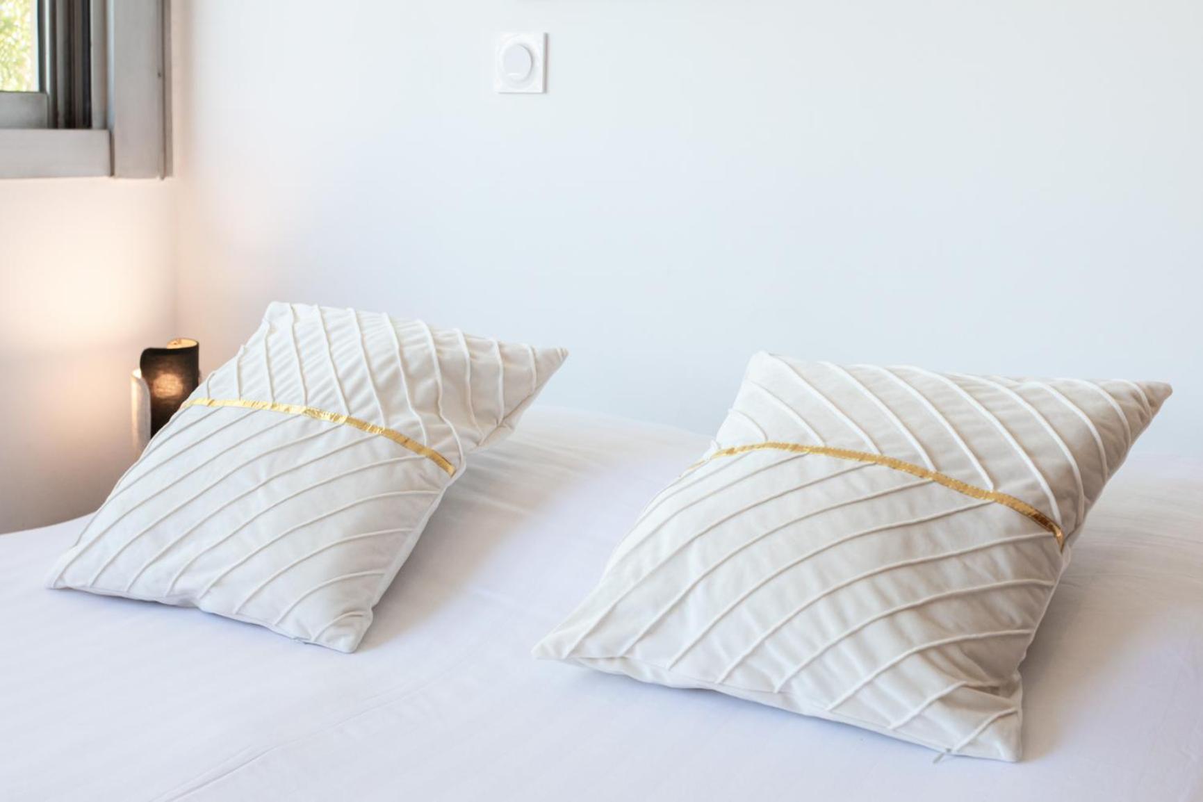 A3 - 2 Bdr Sea View 10 Min - Parking, Pool & Terrace *